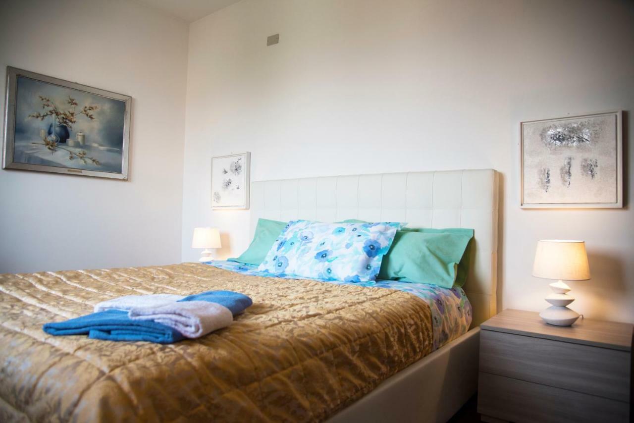 Chic Panoramic Apartment แบร์กาโม ภายนอก รูปภาพ