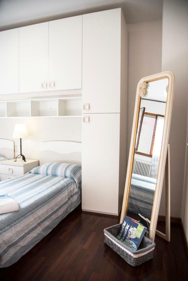 Chic Panoramic Apartment แบร์กาโม ภายนอก รูปภาพ