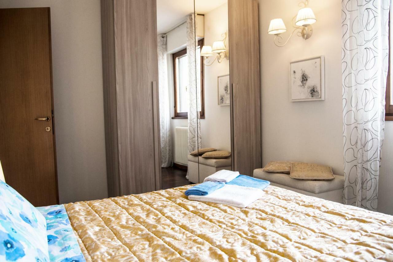 Chic Panoramic Apartment แบร์กาโม ภายนอก รูปภาพ